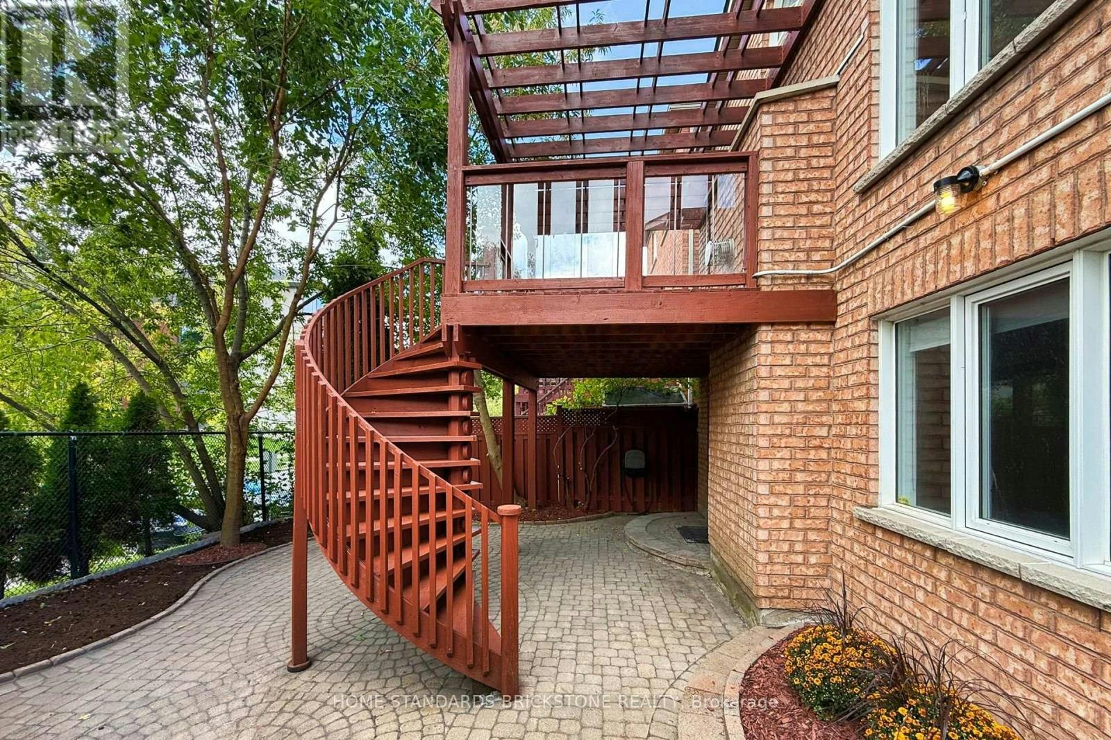 46 Monastery Lane, Toronto, ON, M1L 4V6 - 49