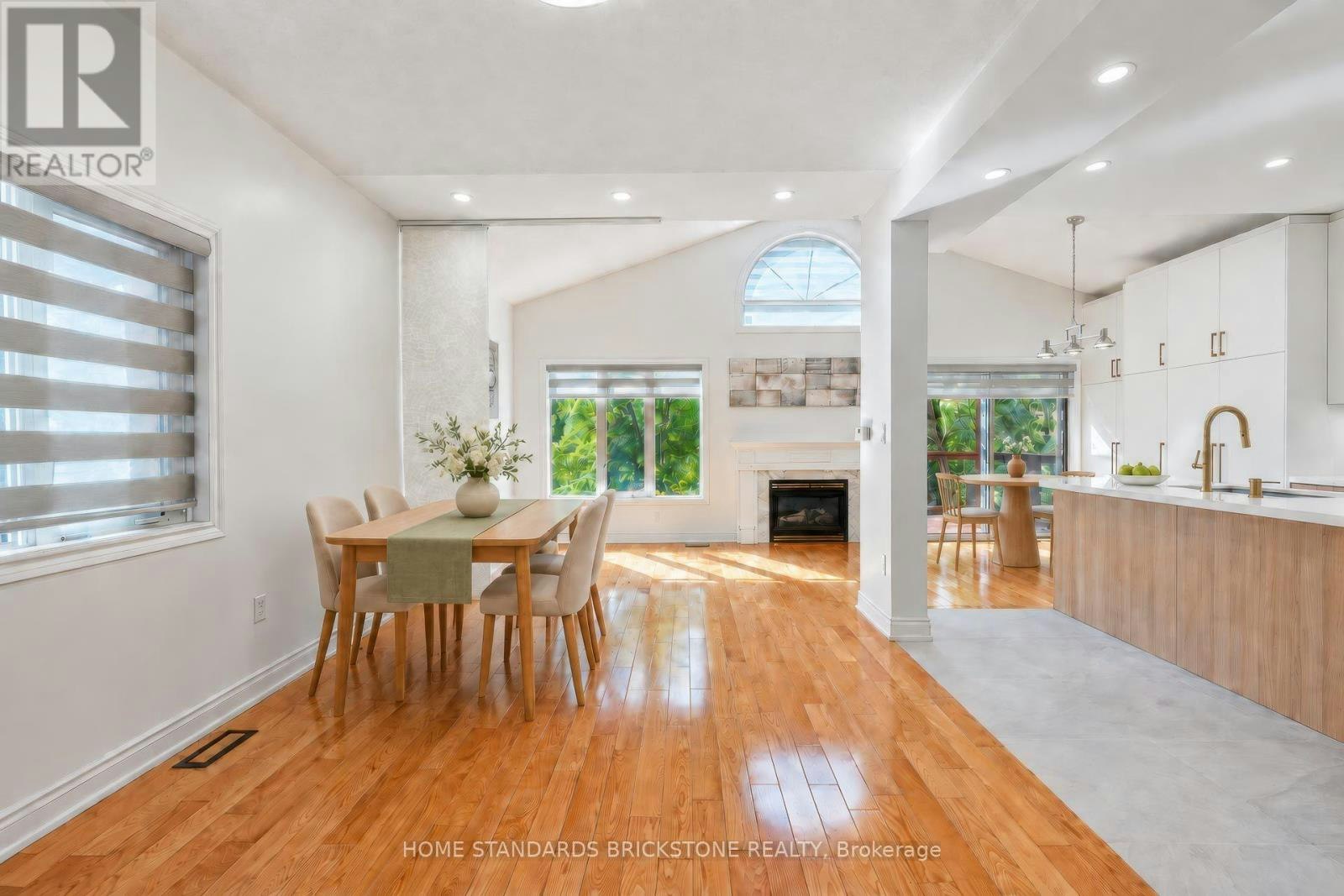 46 Monastery Lane, Toronto, ON, M1L 4V6 5