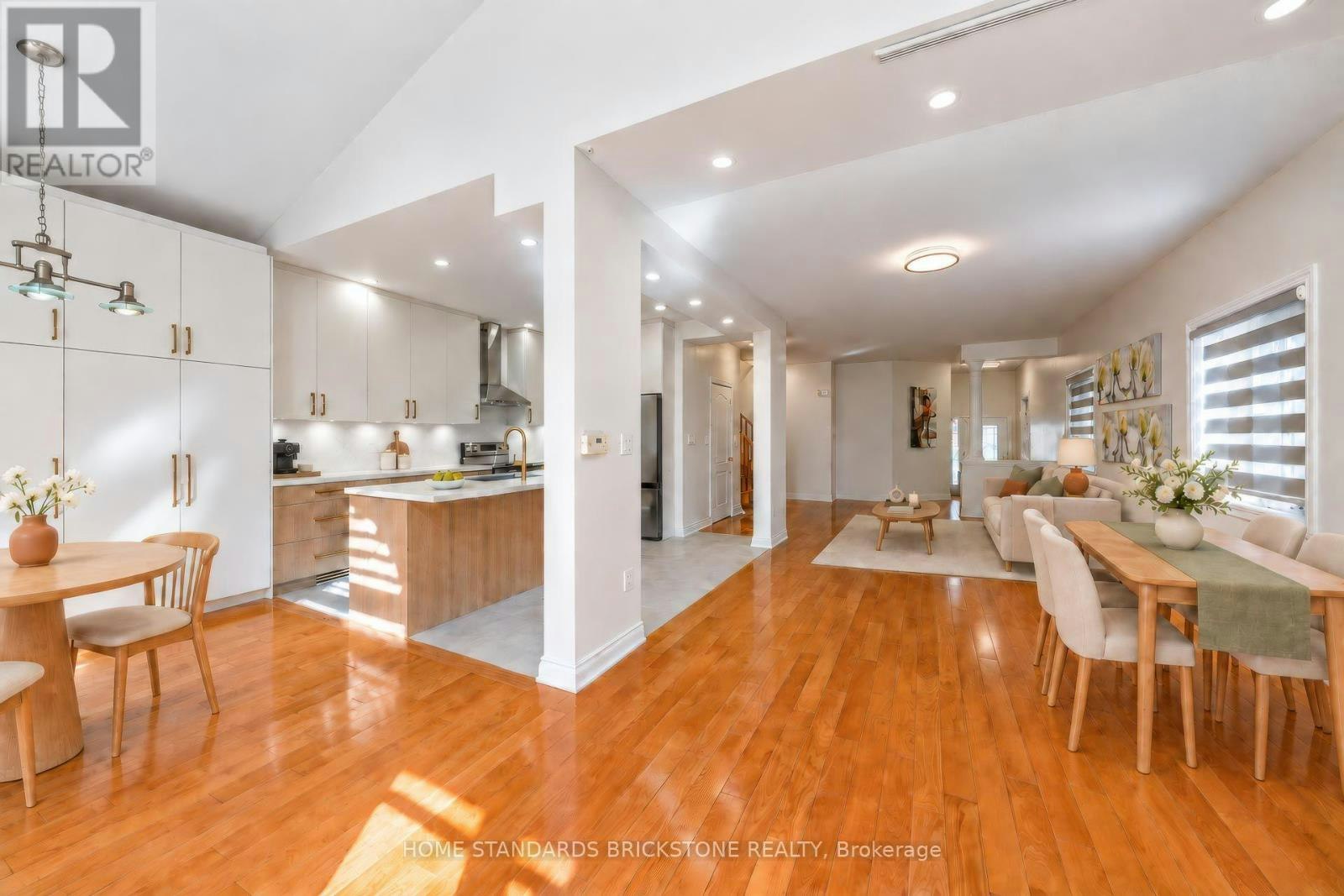 46 Monastery Lane, Toronto, ON, M1L 4V6 - 6