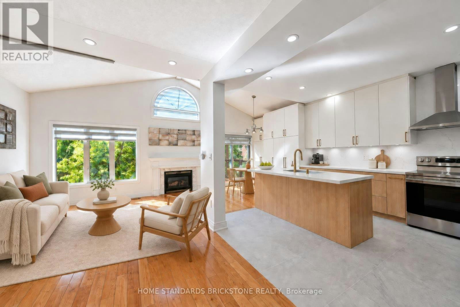 46 Monastery Lane, Toronto, ON, M1L 4V6 - 7