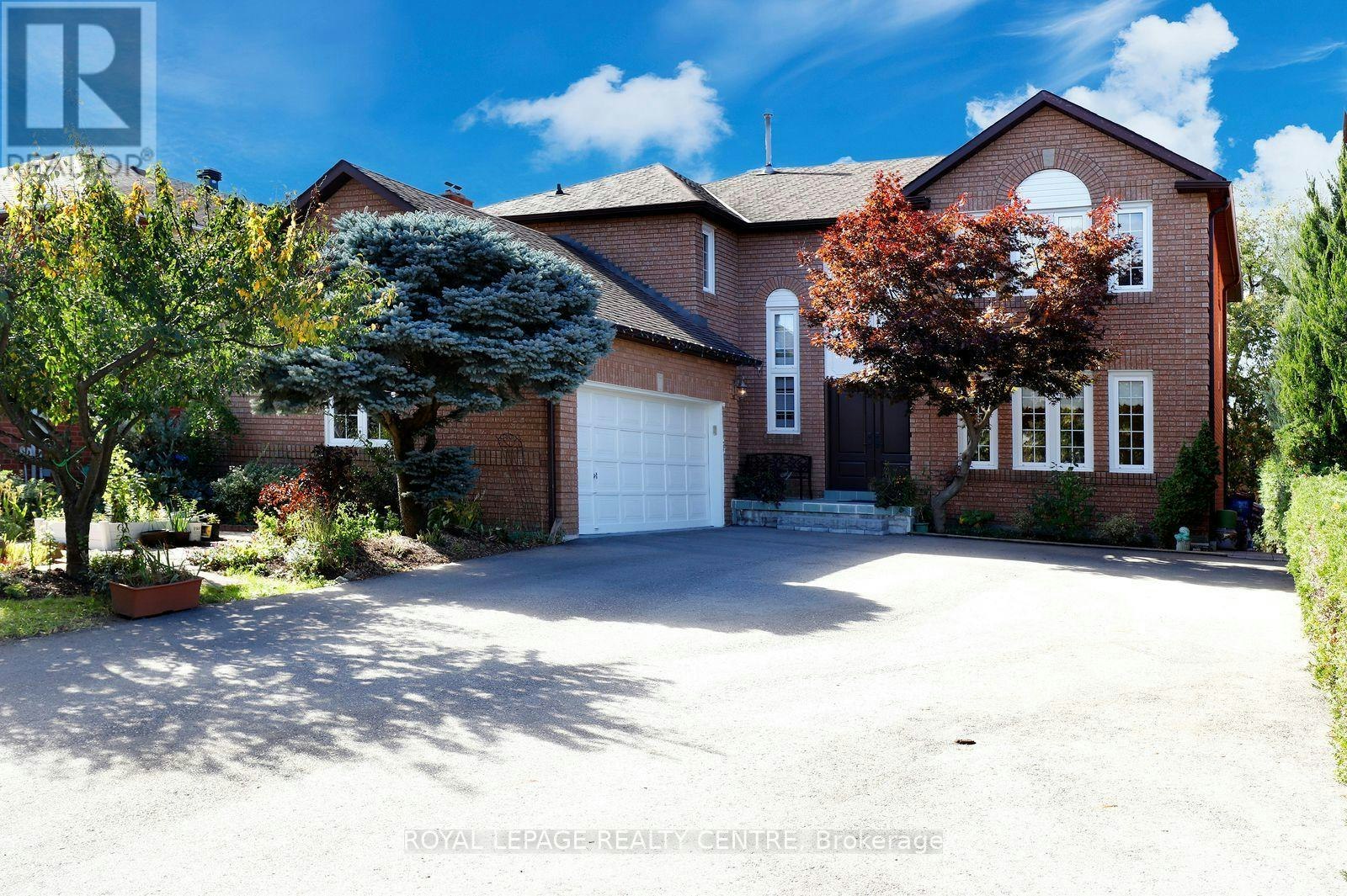 5680 Oldcastle Crescent, Mississauga, ON, L5M 4X5