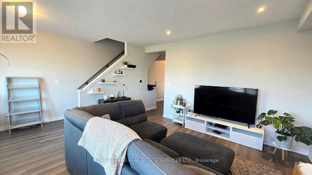 17-288 Glover Road, Hamilton, ON, L8E 5H6 - 4