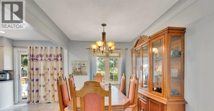 4340 Mount Royal Drive, Windsor, ON, N9G 2C4 - 18