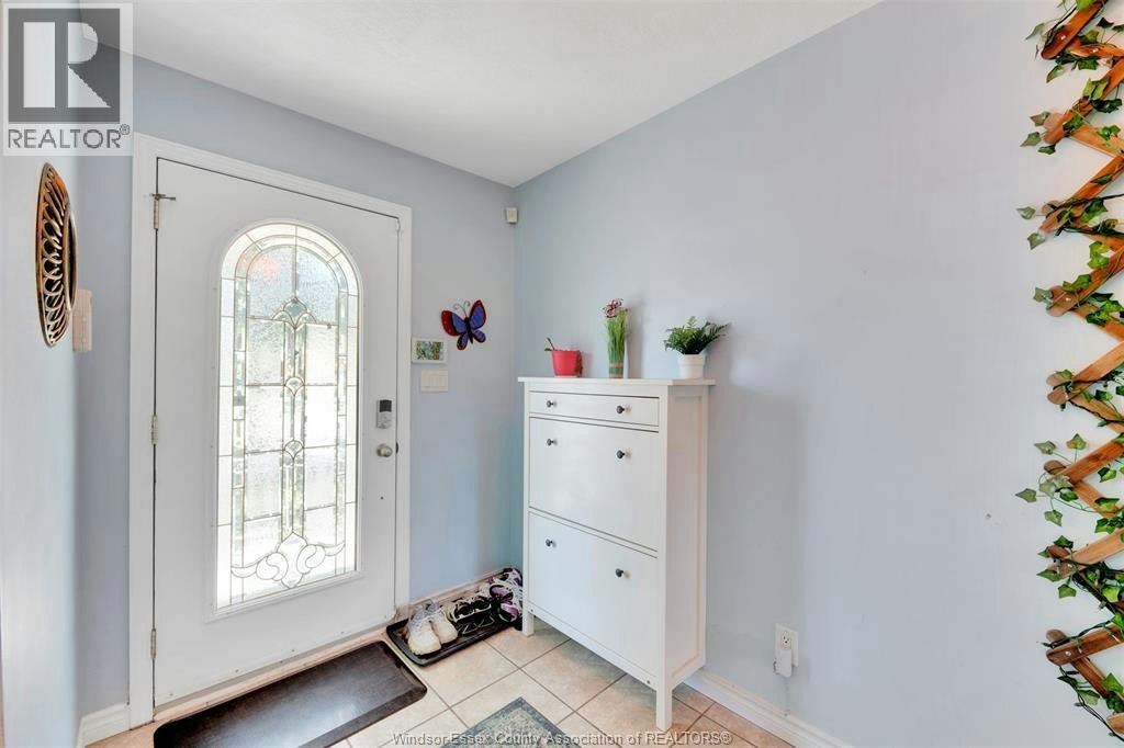4340 Mount Royal Drive, Windsor, ON, N9G 2C4 - 14