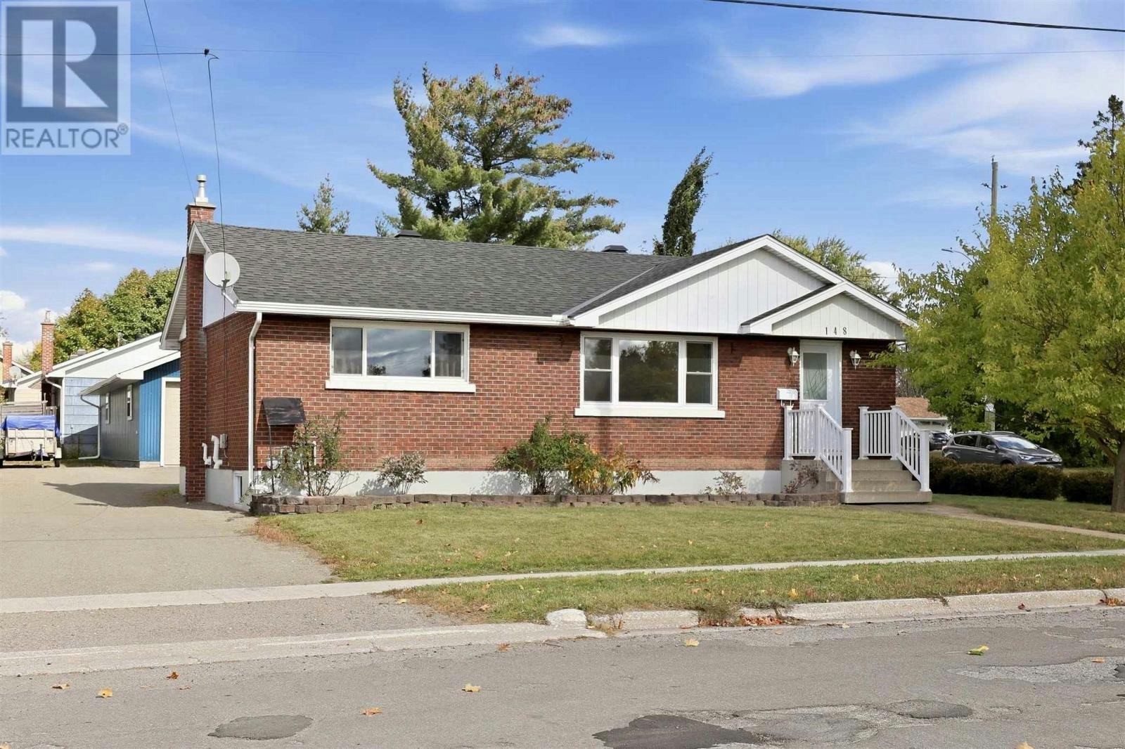 148 Cunningham Road, Sault Ste. Marie, ON, P6B 1N4