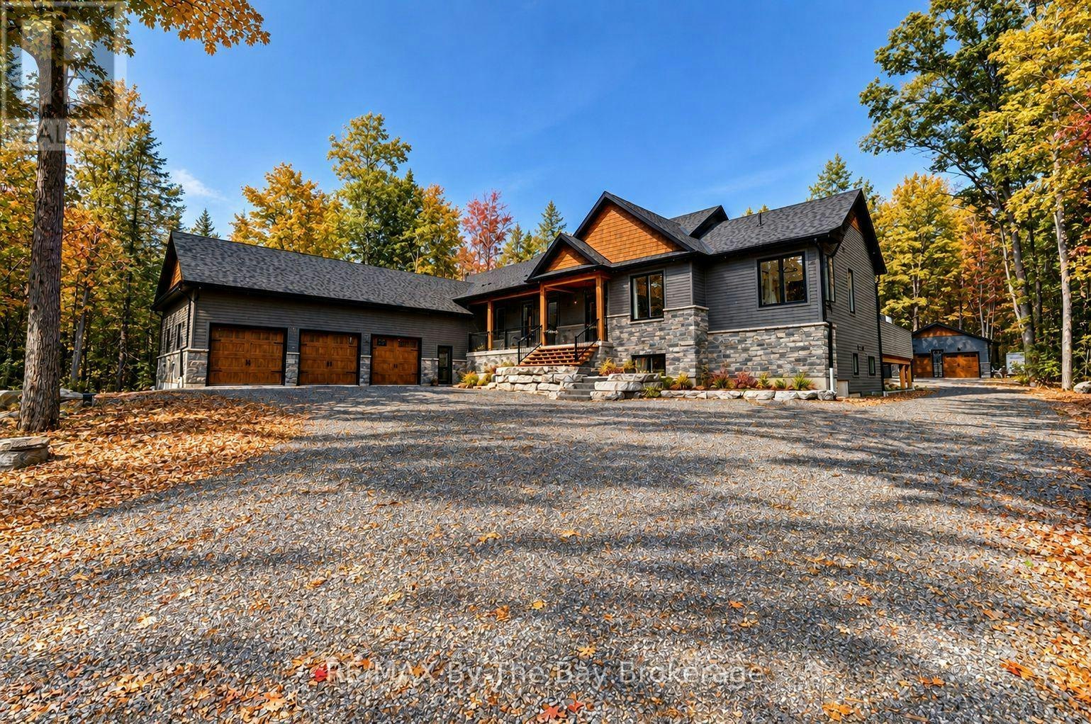 95 Spruce Street, Tiny, ON, L0L 1P1
