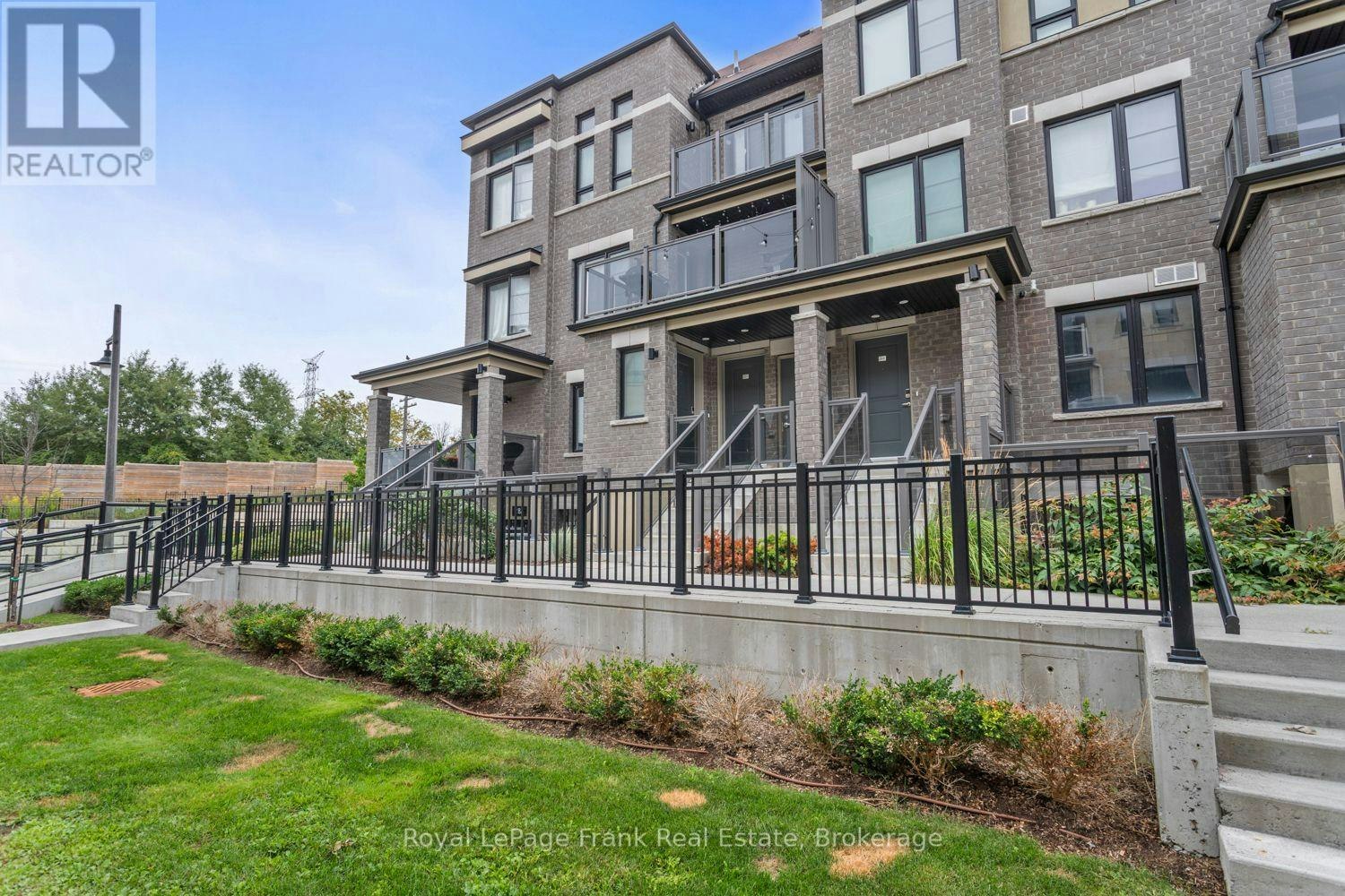 17 28c Lookout Drive, Clarington, ON, L1C 7G1