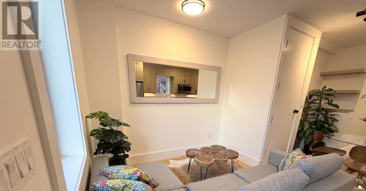 MAIN FL-173 Beatrice Street, Toronto, ON, M6G 3E9 - 3