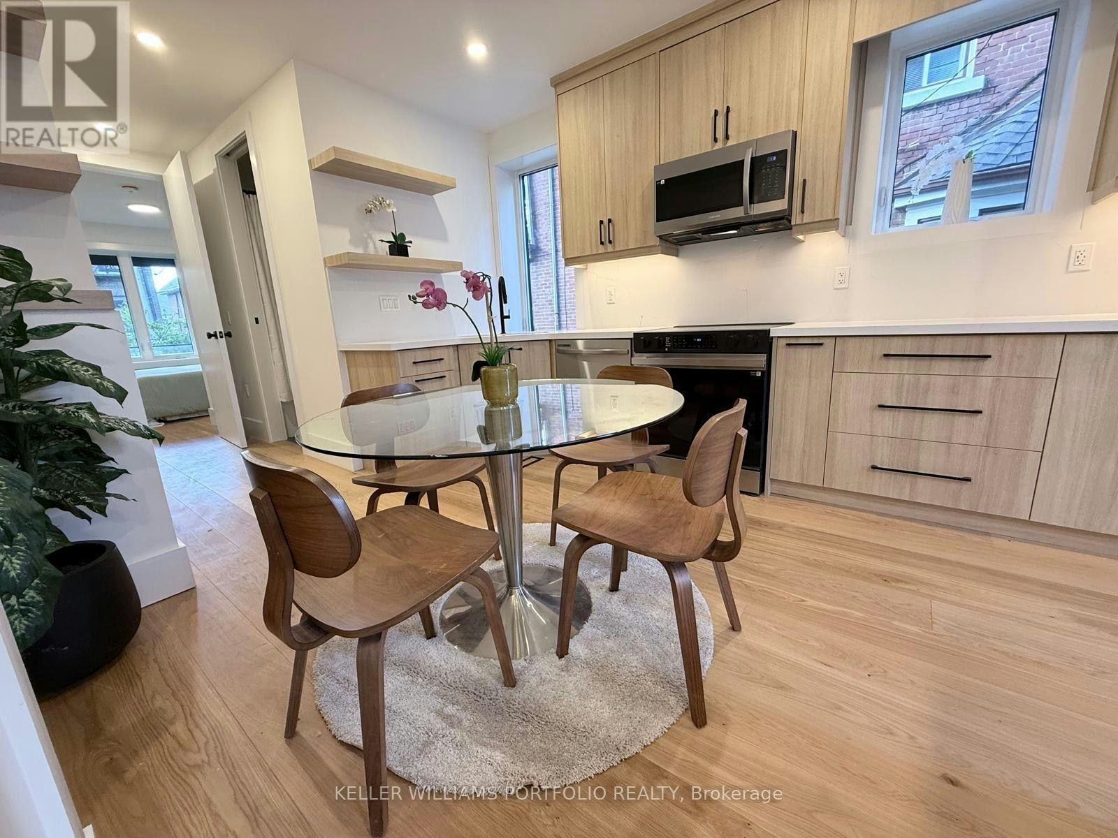 MAIN FL-173 Beatrice Street, Toronto, ON, M6G 3E9