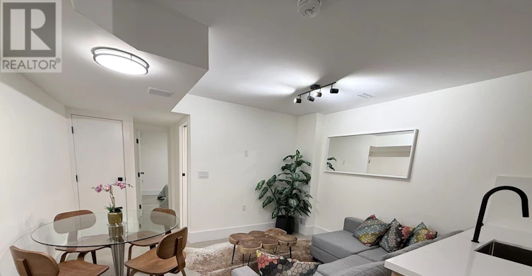 LOWER-173 Beatrice Street, Toronto, ON, M6G 3E9 - 4