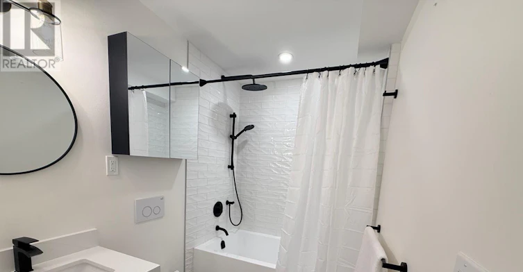 LOWER-173 Beatrice Street, Toronto, ON, M6G 3E9 - 5
