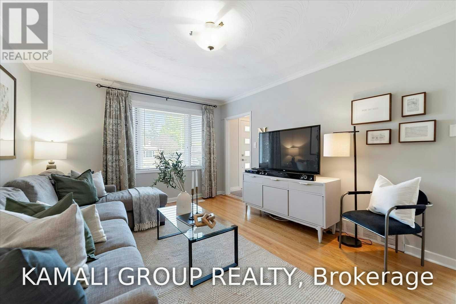 MAIN-714 Gilbert Street W, Whitby, ON, L1N 1S2 - 7