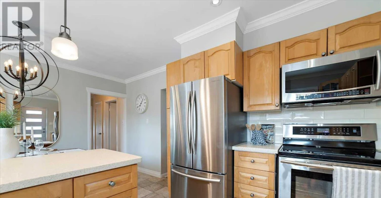 MAIN-714 Gilbert Street W, Whitby, ON, L1N 1S2 - 9