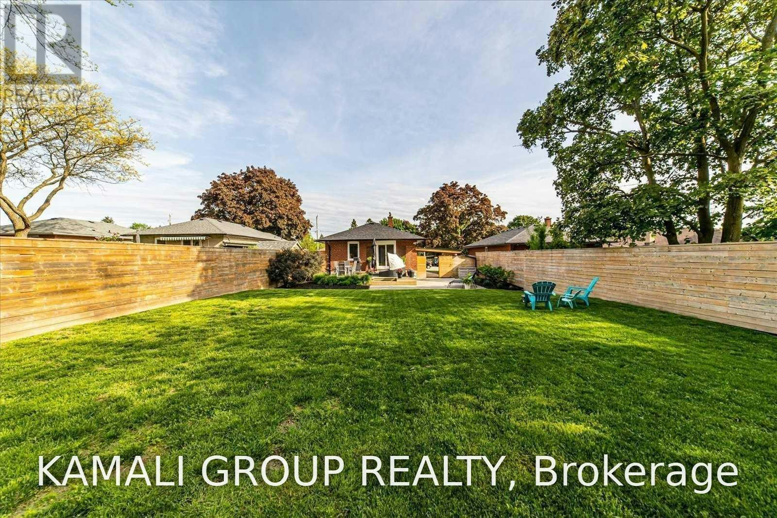 MAIN-714 Gilbert Street W, Whitby, ON, L1N 1S2 - 24