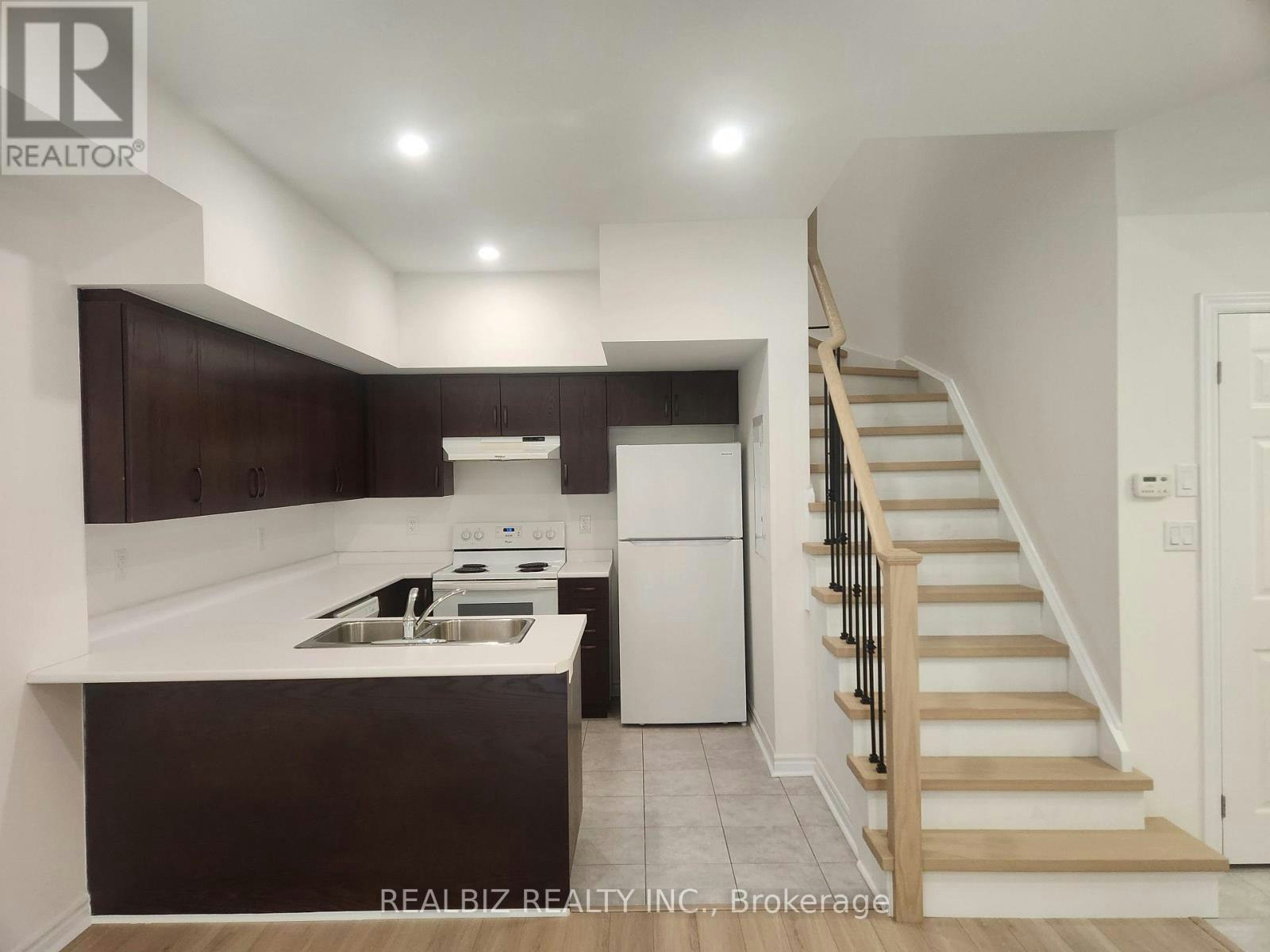 27-15 Eaton Park Lane, Toronto, ON, M1W 0A5 - 5