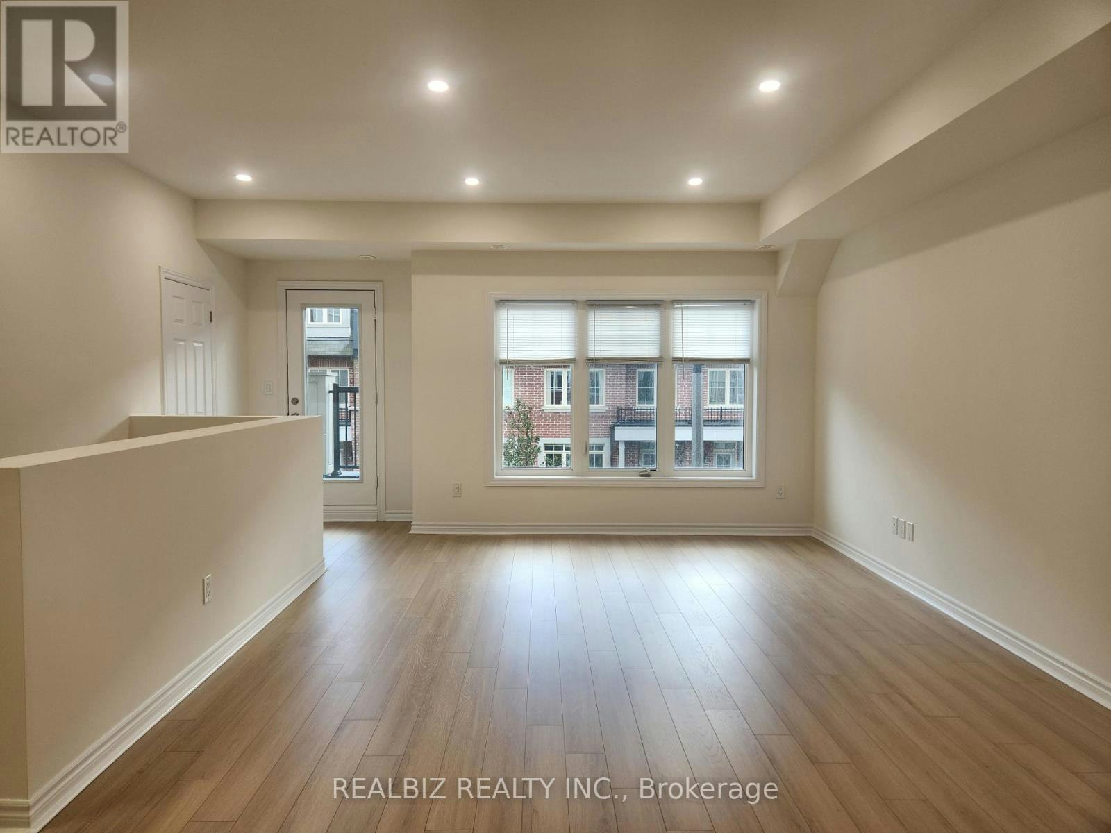 27-15 Eaton Park Lane, Toronto, ON, M1W 0A5 - 3