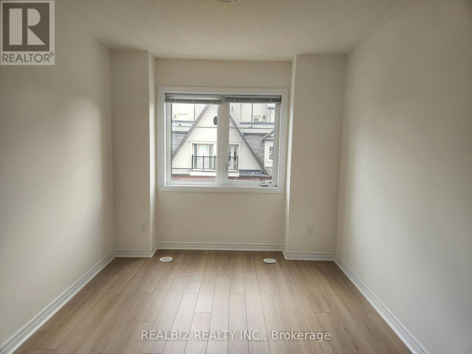 27-15 Eaton Park Lane, Toronto, ON, M1W 0A5 - 10