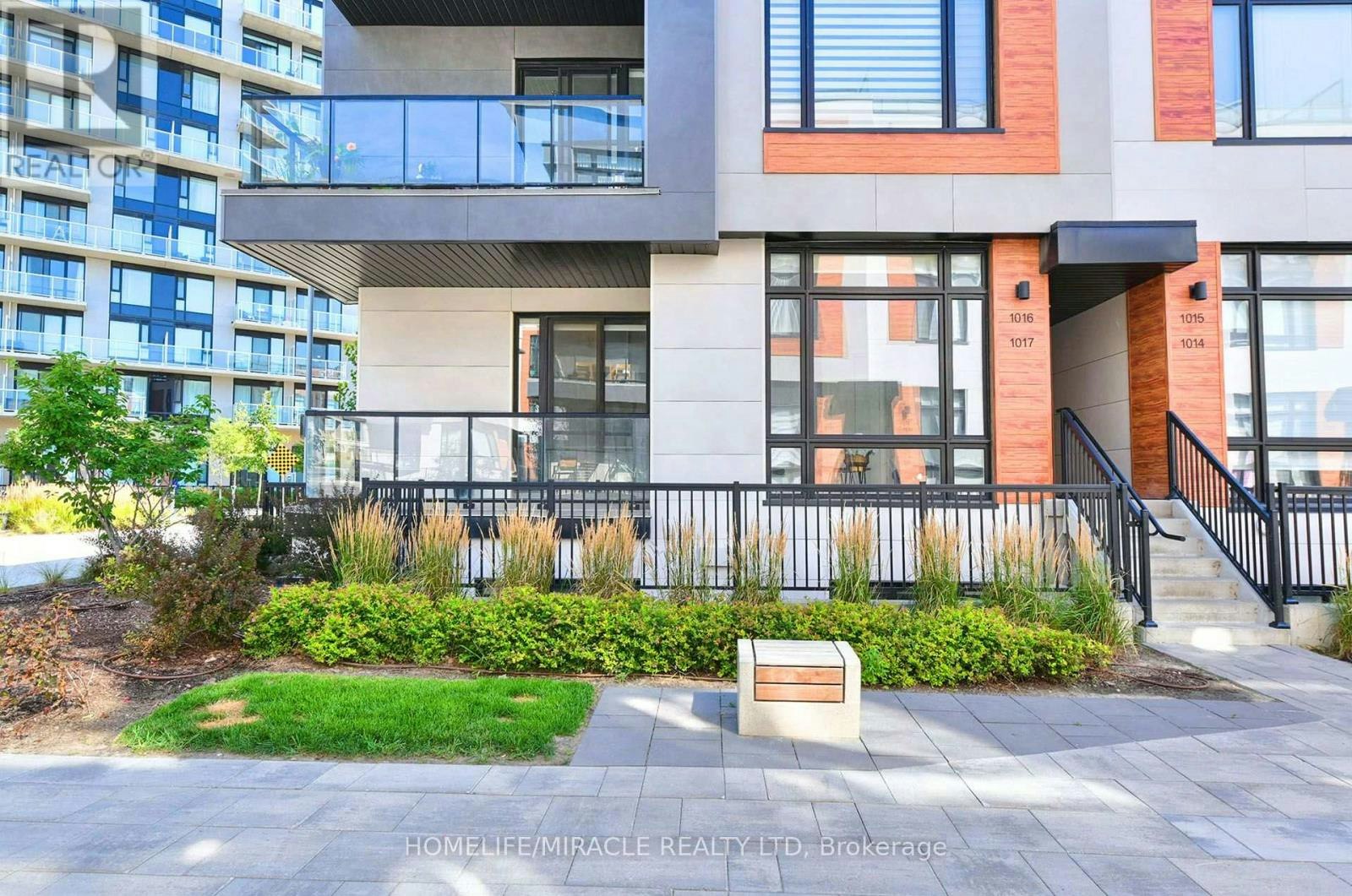 1017-14 David Eyer Road, Richmond Hill, ON, L4S 0N5