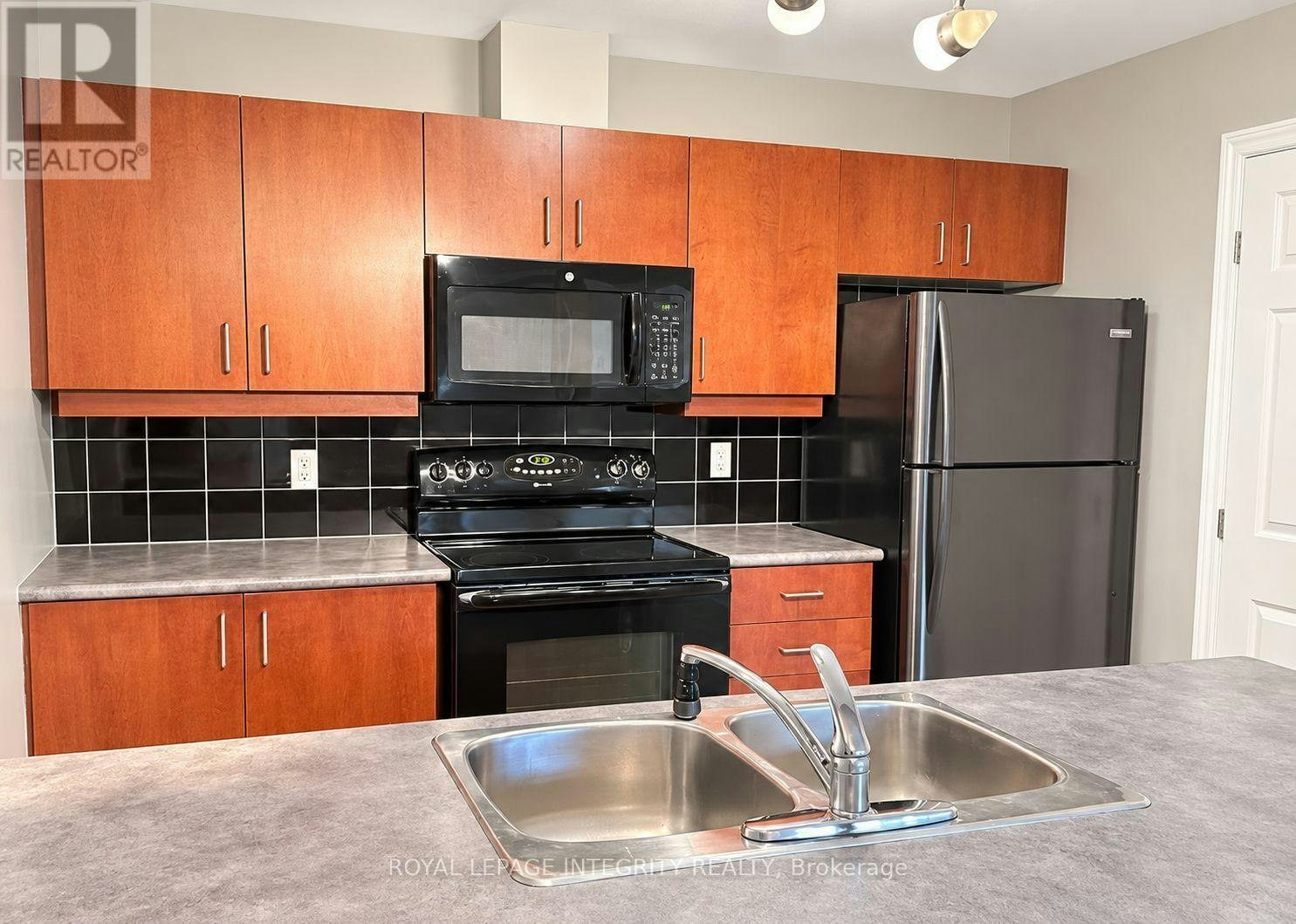 A-173 Crestway Drive, Ottawa, ON, K2G 7C8 - 8