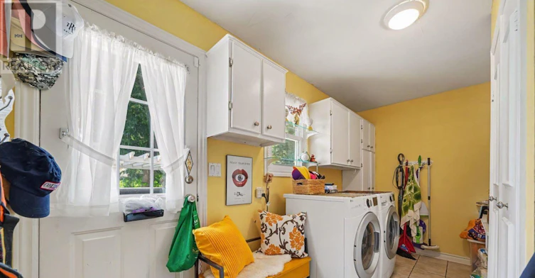 4 Doris Avenue, Ottawa, ON, K1T 3W8 - 14