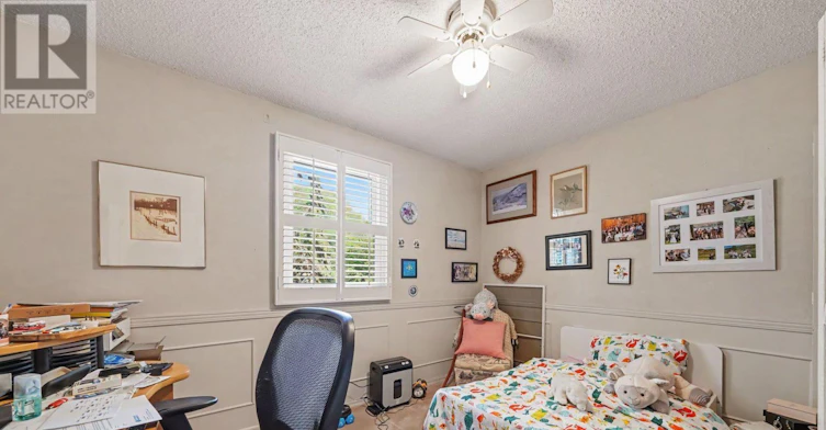 4 Doris Avenue, Ottawa, ON, K1T 3W8 - 22