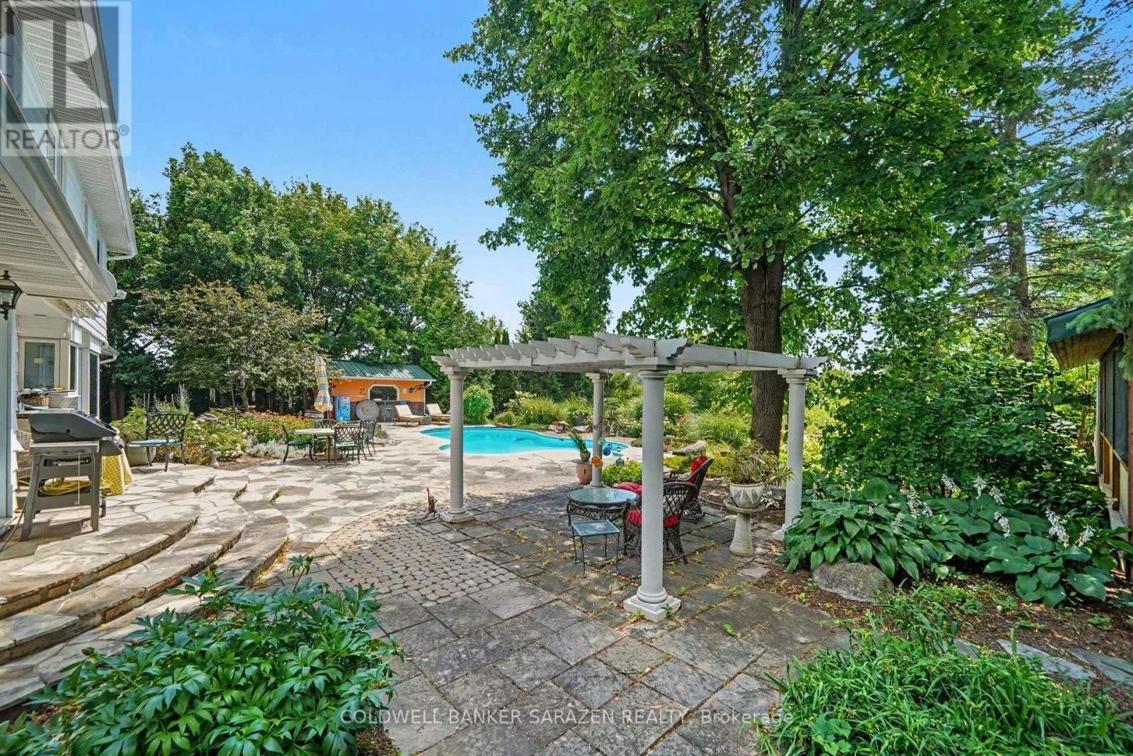 4 Doris Avenue, Ottawa, ON, K1T 3W8 - 30