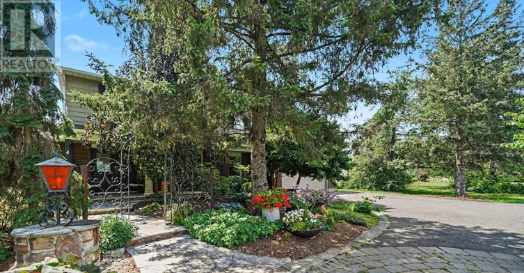 4 Doris Avenue, Ottawa, ON, K1T 3W8 - 5