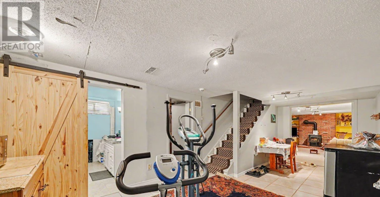 4 Doris Avenue, Ottawa, ON, K1T 3W8 - 25