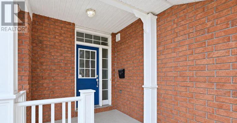 965 Markwick Crescent, Ottawa, ON, K4A 4J2 - 2