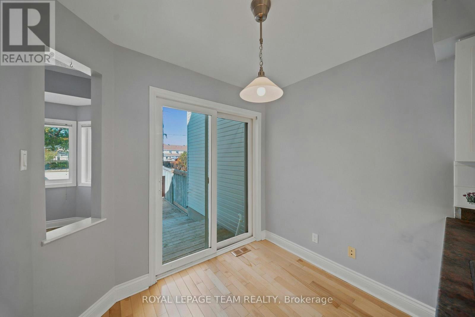 965 Markwick Crescent, Ottawa, ON, K4A 4J2 - 10