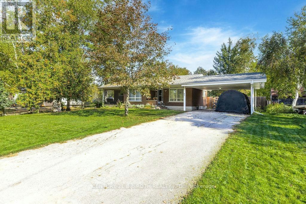 61 Ward Avenue, Oro-Medonte, ON, L3V 0J9