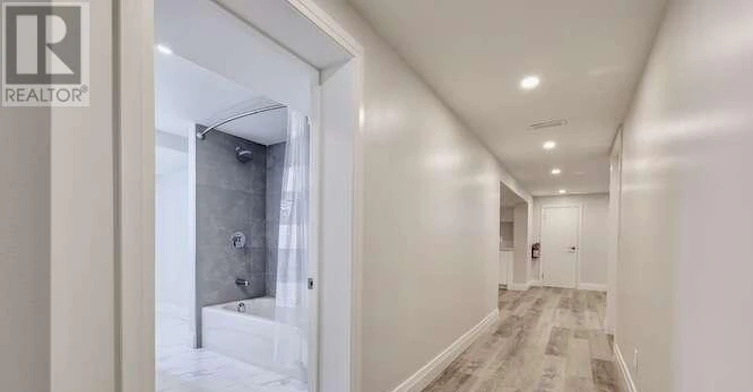43 Firwood (Lower Crescent, Toronto, ON, M9B 2V9 - 13