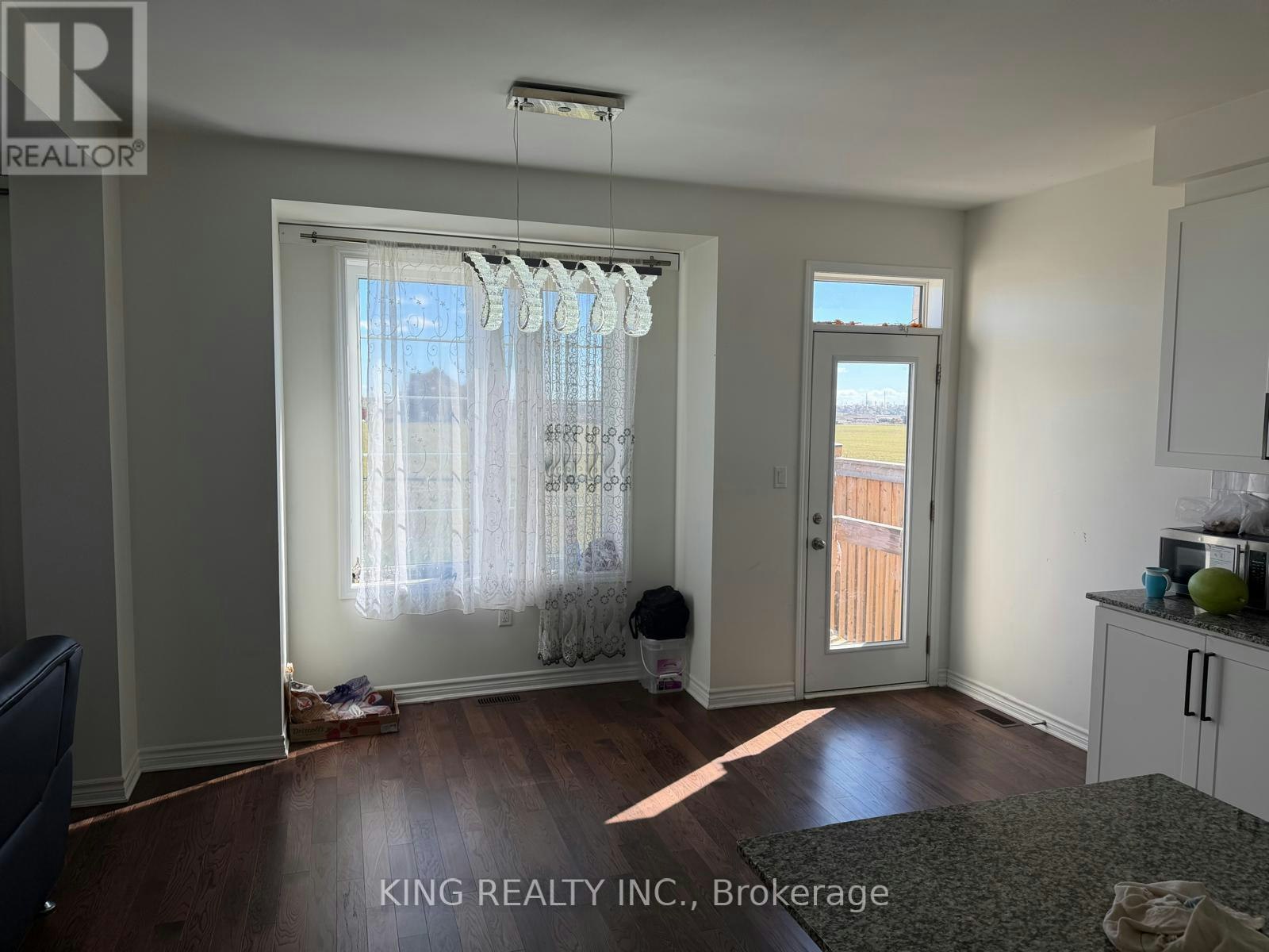 51 Eberly Woods Drive, Caledon, ON, L7C 4J2 - 3
