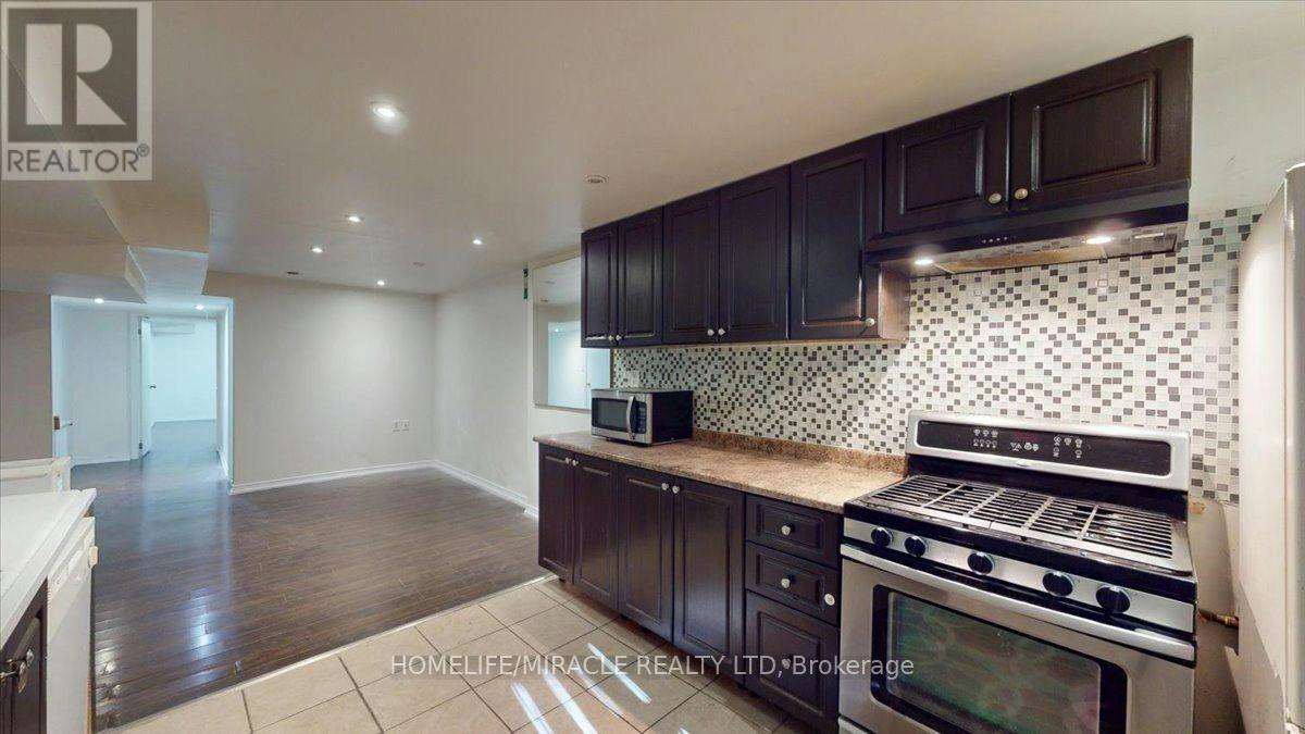 BSMNT-5026 Moulin Rouge Crescent, Mississauga, ON, L5V 1R6 - 8