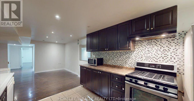 BSMNT-5026 Moulin Rouge Crescent, Mississauga, ON, L5V 1R6 - 8