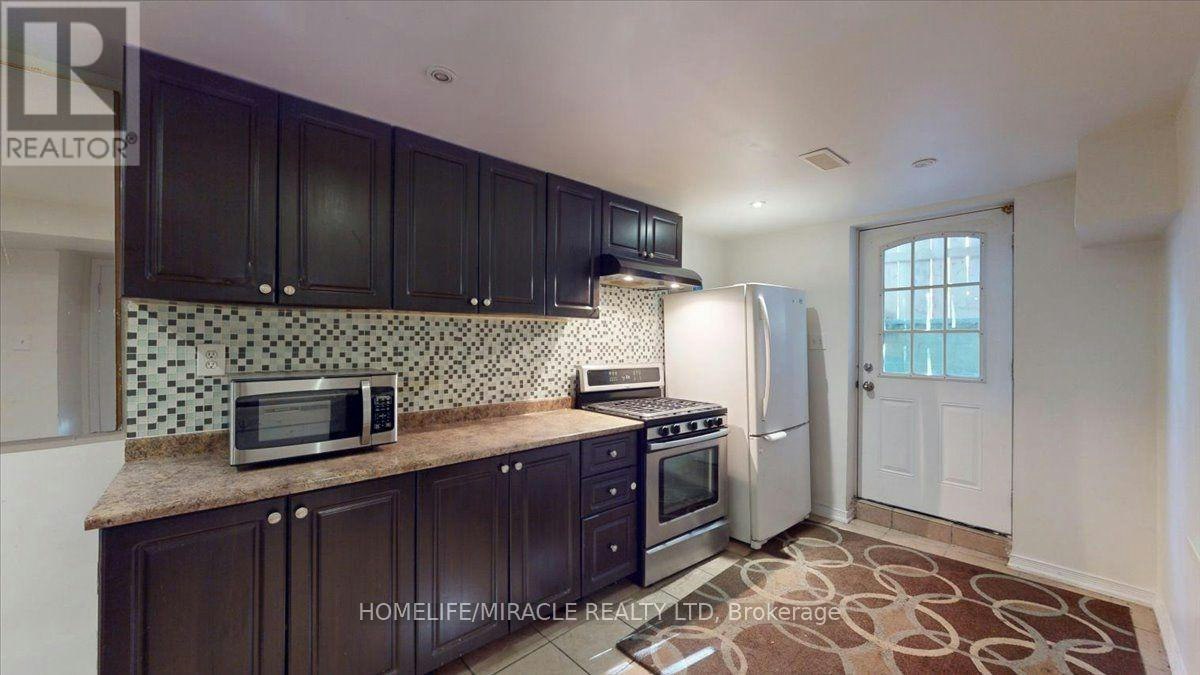 BSMNT-5026 Moulin Rouge Crescent, Mississauga, ON, L5V 1R6 - 10
