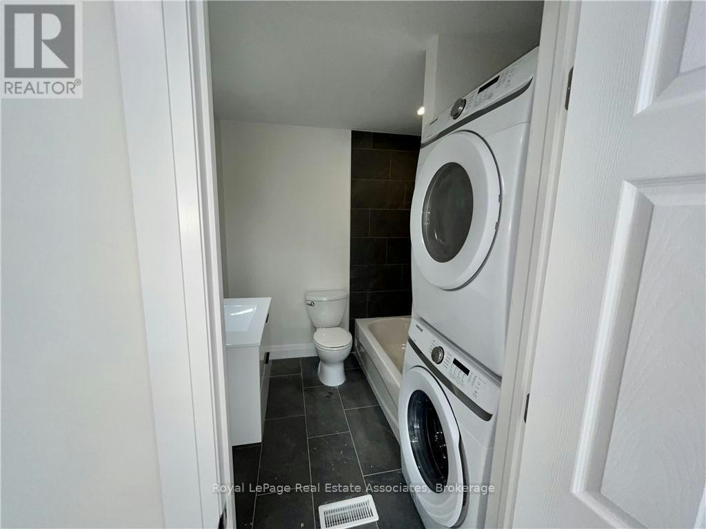 UPPER-289 Fairfield Avenue, Hamilton, ON, L8H 5H5 - 12