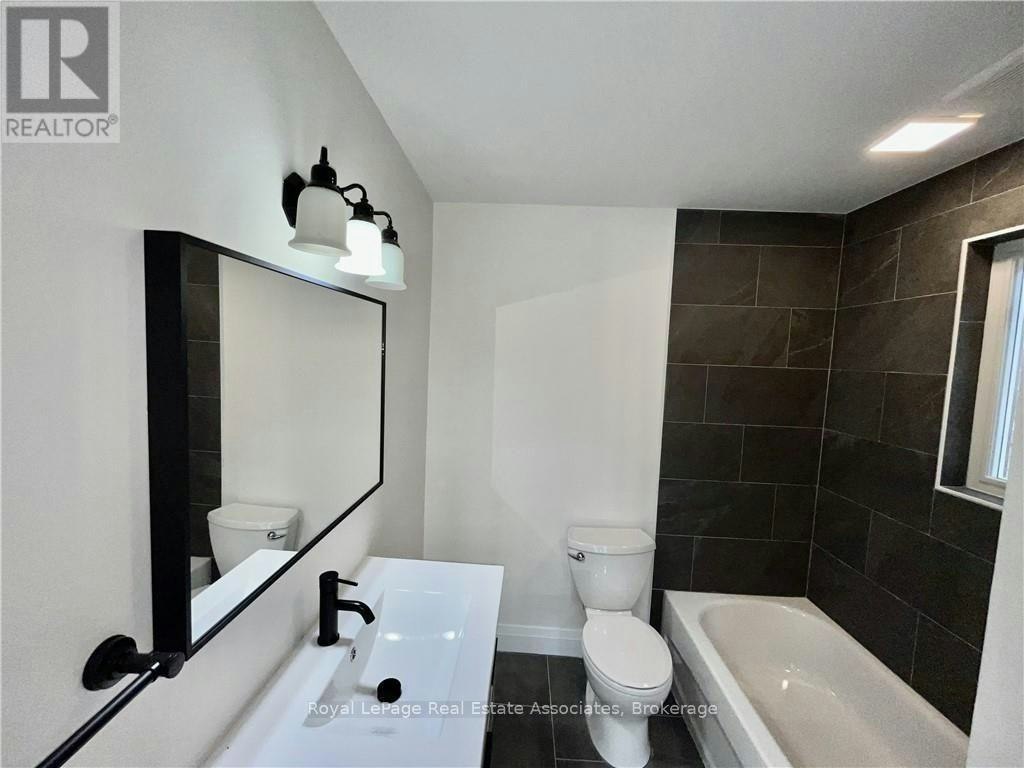 UPPER-289 Fairfield Avenue, Hamilton, ON, L8H 5H5 - 11