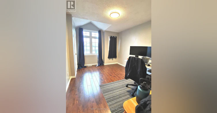 229 Featherstone Crescent, Kitchener, ON, N2R 1Z3 - 3