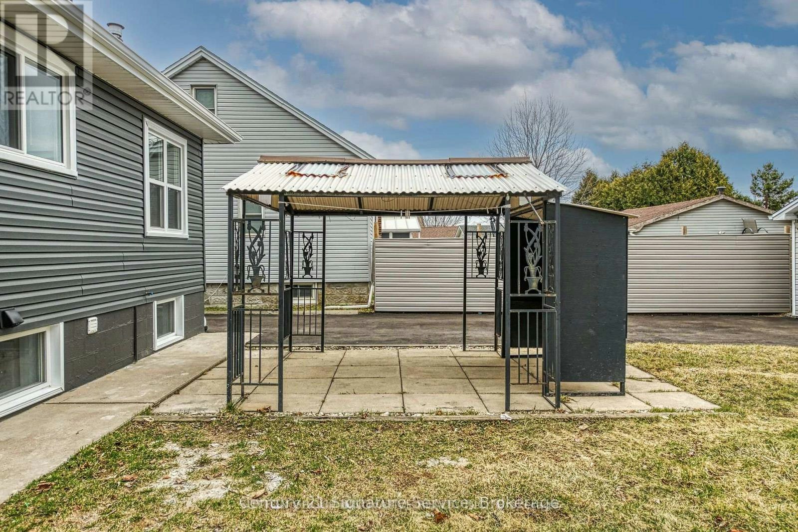 LOWER-346 Pottruff Road N, Hamilton, ON, L8H 2M4 - 24