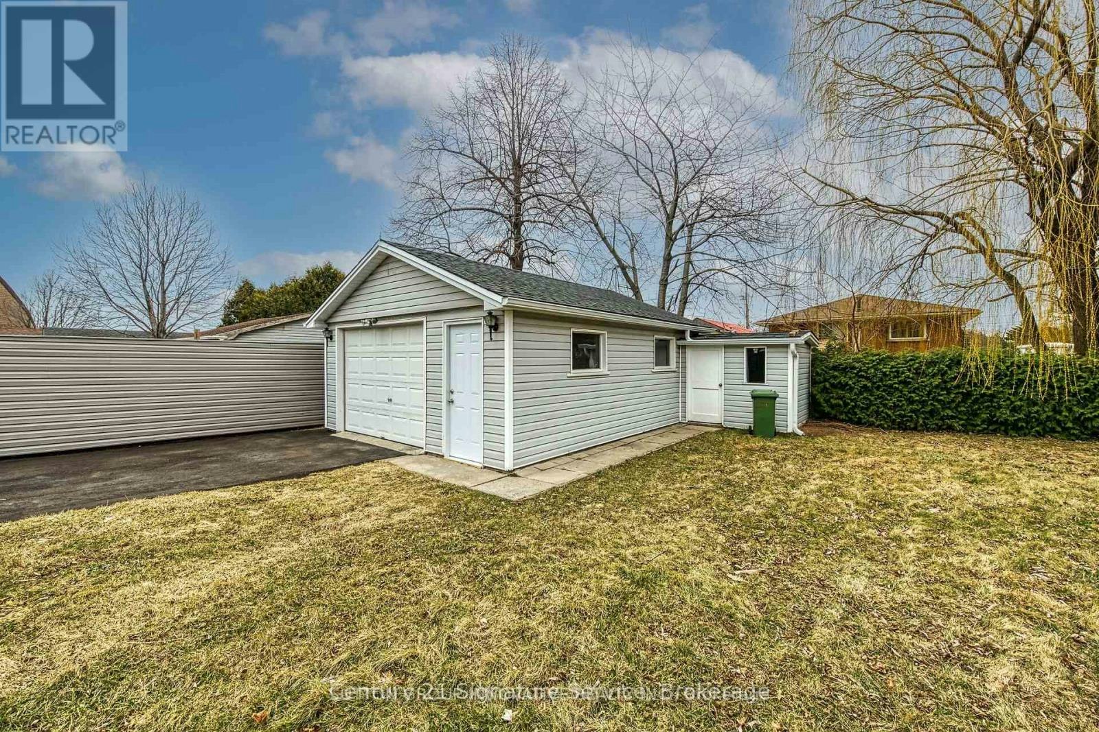 LOWER-346 Pottruff Road N, Hamilton, ON, L8H 2M4 - 25