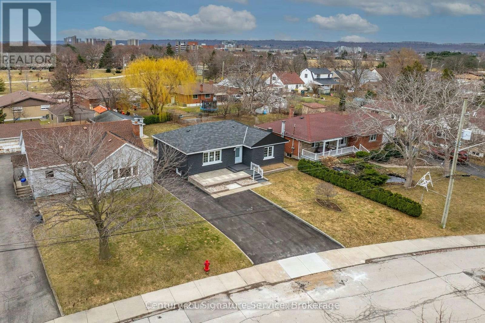 LOWER-346 Pottruff Road N, Hamilton, ON, L8H 2M4 5