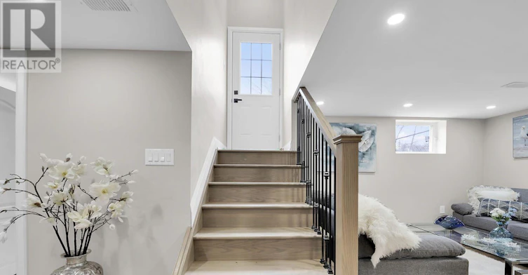 LOWER-346 Pottruff Road N, Hamilton, ON, L8H 2M4 - 8