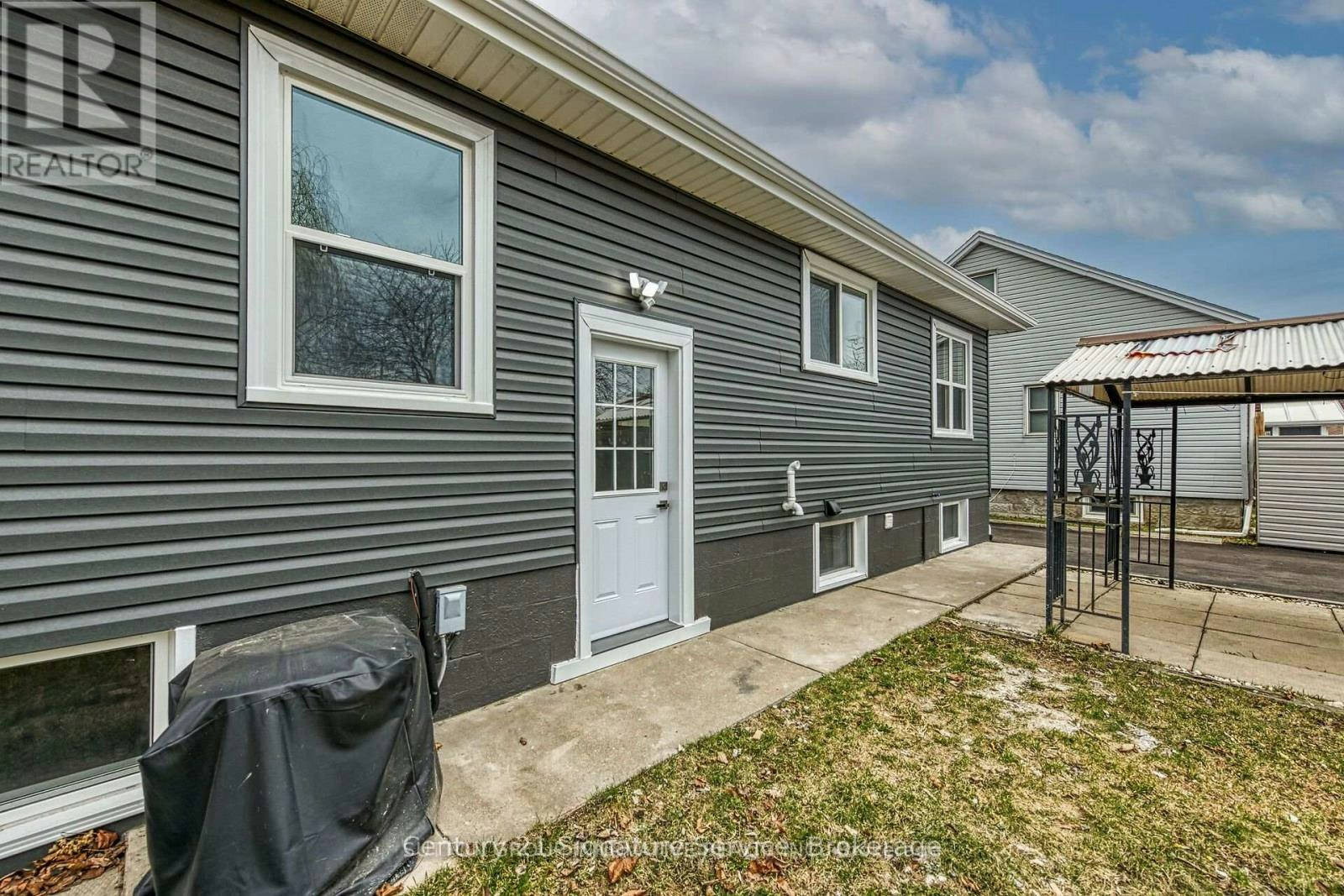 LOWER-346 Pottruff Road N, Hamilton, ON, L8H 2M4 - 22