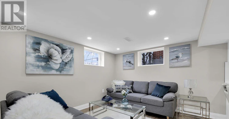 LOWER-346 Pottruff Road N, Hamilton, ON, L8H 2M4 - 12