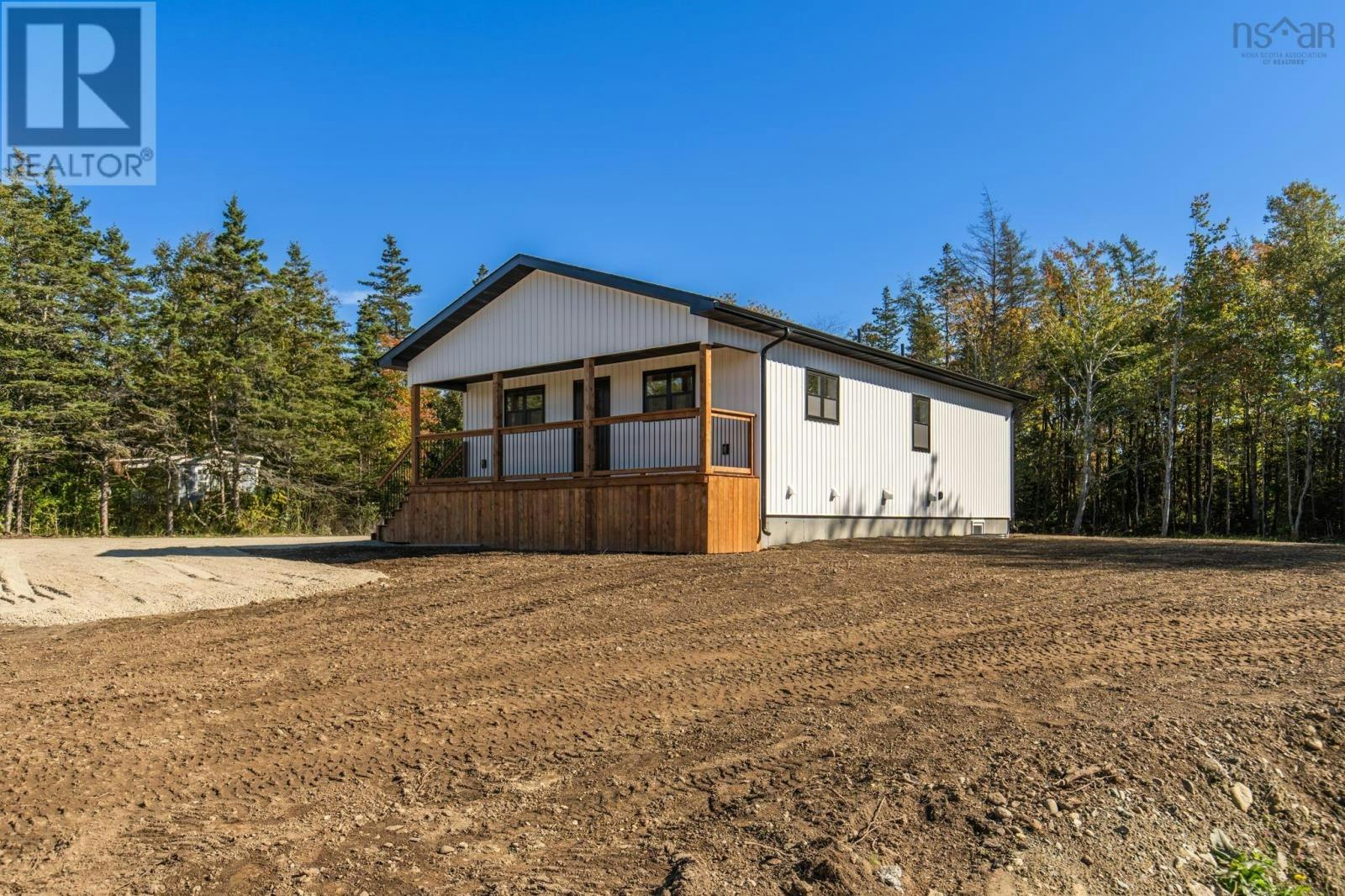284 334 Highway, Arcadia, NS, B0W 1B0