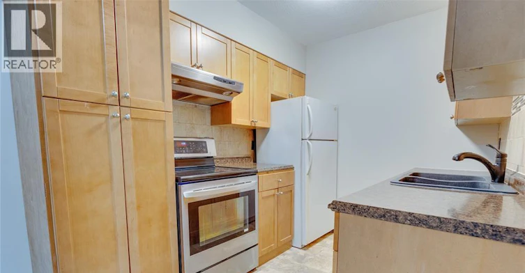 104-3355 Sandwich Street, Windsor, ON, N9C 1B2 - 14