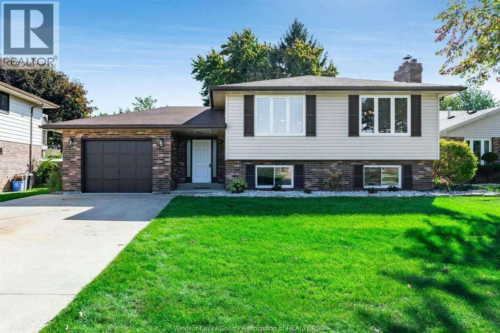 55 Windwood Drive, Leamington, ON, N8H 4M8