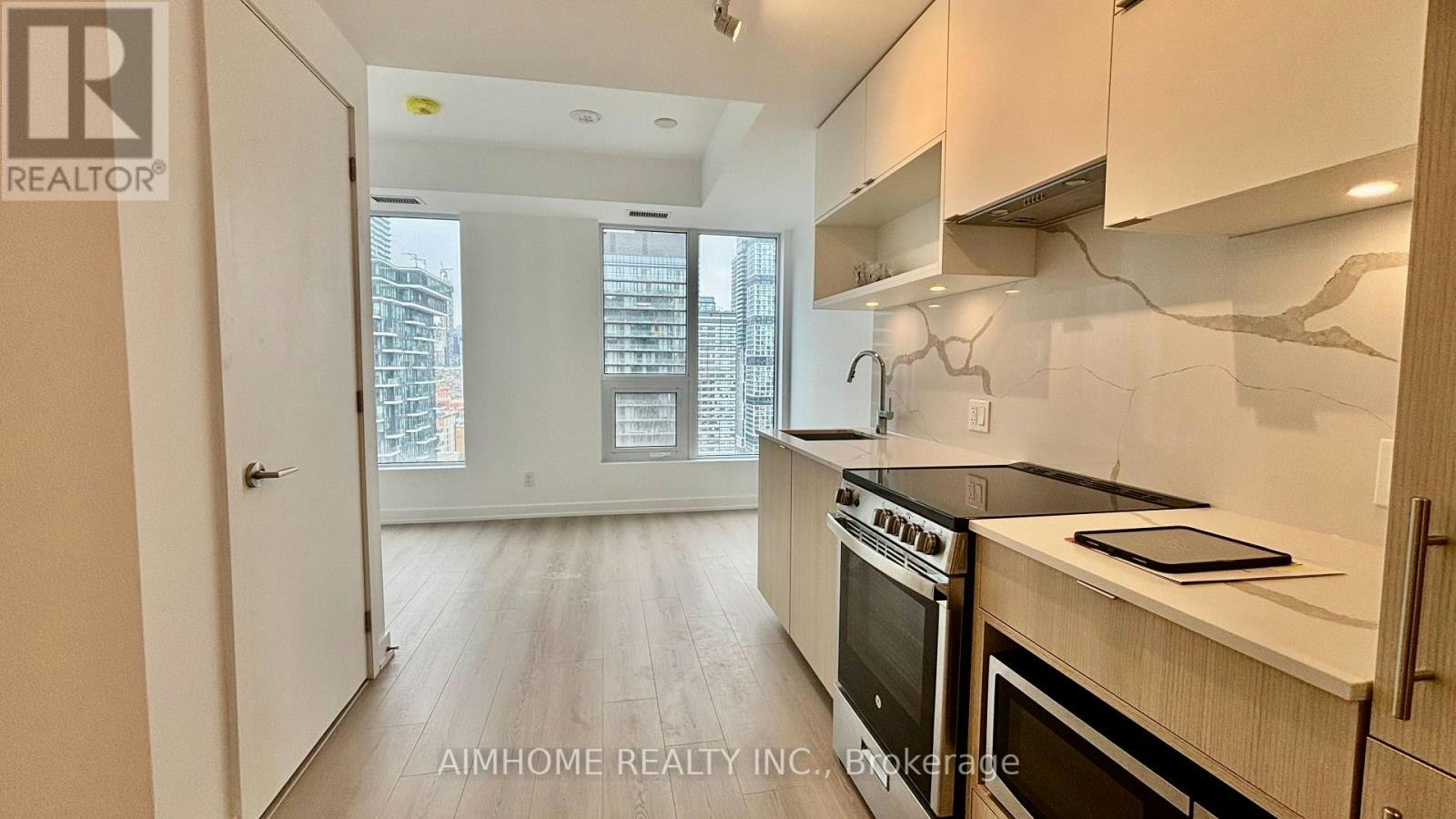 3011-100 Queen Street E, Toronto, ON, M5C 0B5 - 6