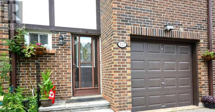 127-2120 Rathburn Road E, Mississauga, ON, L4W 2S8 - 2